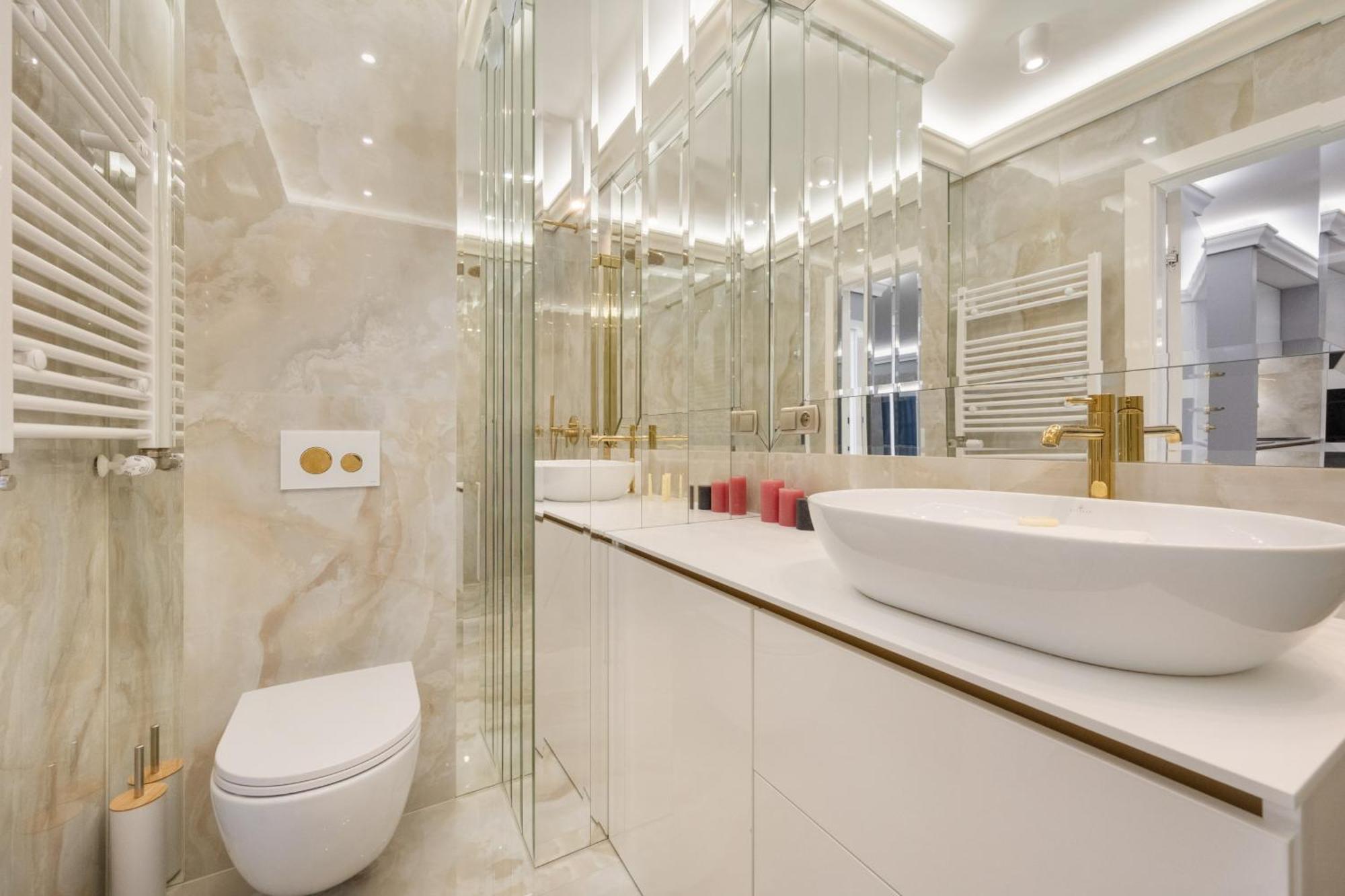Elegant Apartment With Balcony By The Oder River In Wroclaw By Renters Prestige Exterior photo